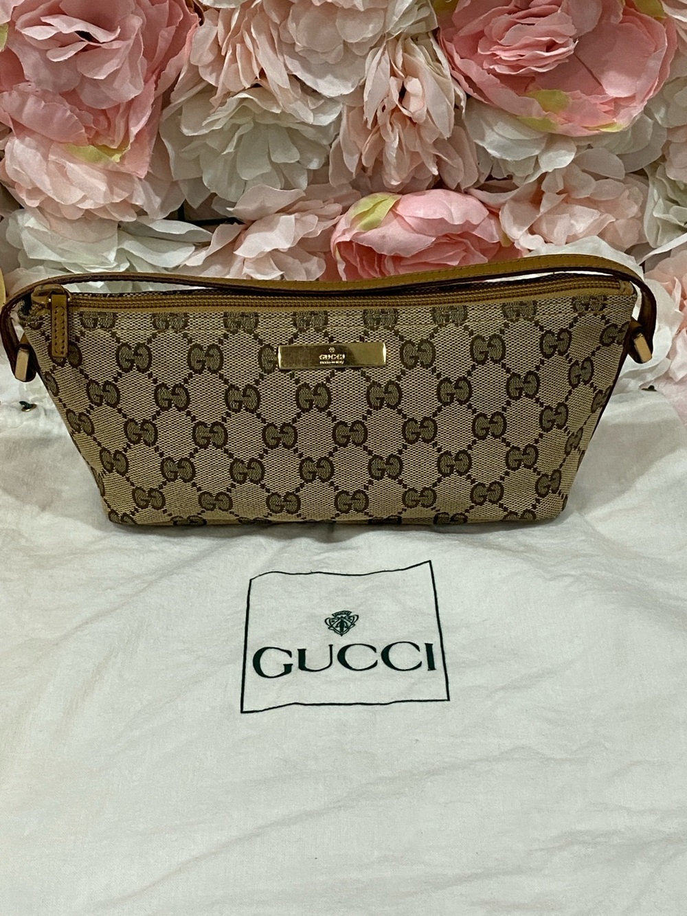 Gucci GG Canvas Boat Pochette
